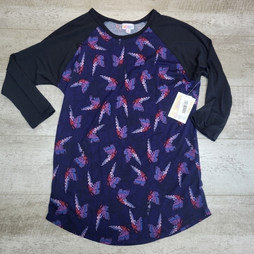 NWT LulaRoe Randy Gray Butterfly Prinyed Top 3/4 Length Long Sleeve